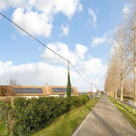 Rural 4 Kilometres From The Beach * Wulpen